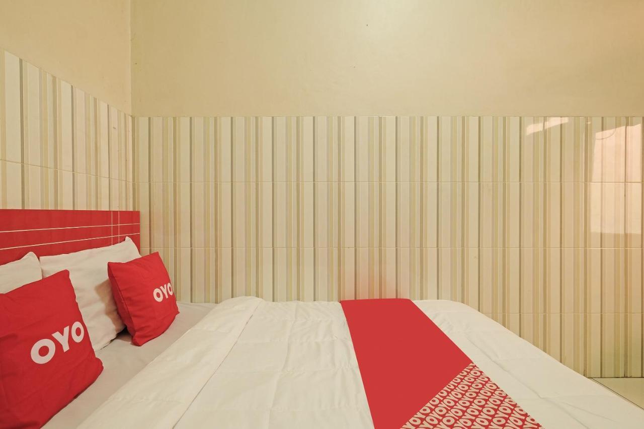 Oyo 91453 Hotel Srikandi Gejayan Maguwo المظهر الخارجي الصورة