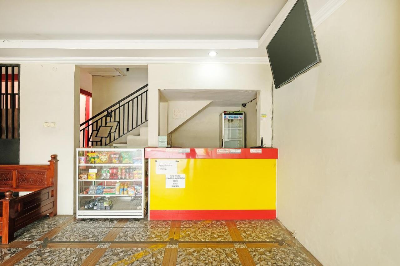 Oyo 91453 Hotel Srikandi Gejayan Maguwo المظهر الخارجي الصورة
